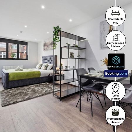 Stylish Studio Apt By Stay Smart Short Lets & Serviced Accommodation Woodstock With Free Wifi Londres Exterior foto