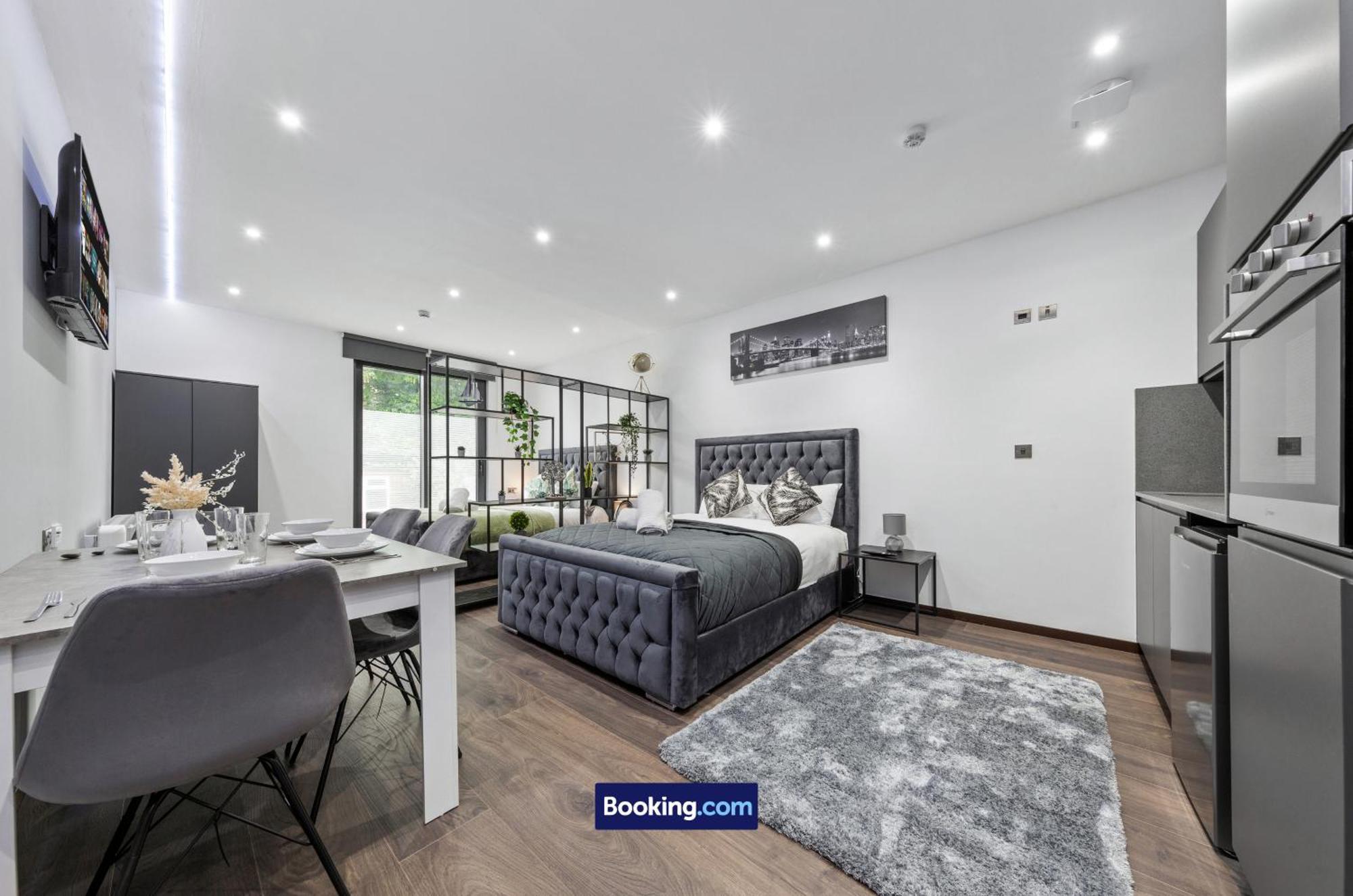 Stylish Studio Apt By Stay Smart Short Lets & Serviced Accommodation Woodstock With Free Wifi Londres Exterior foto