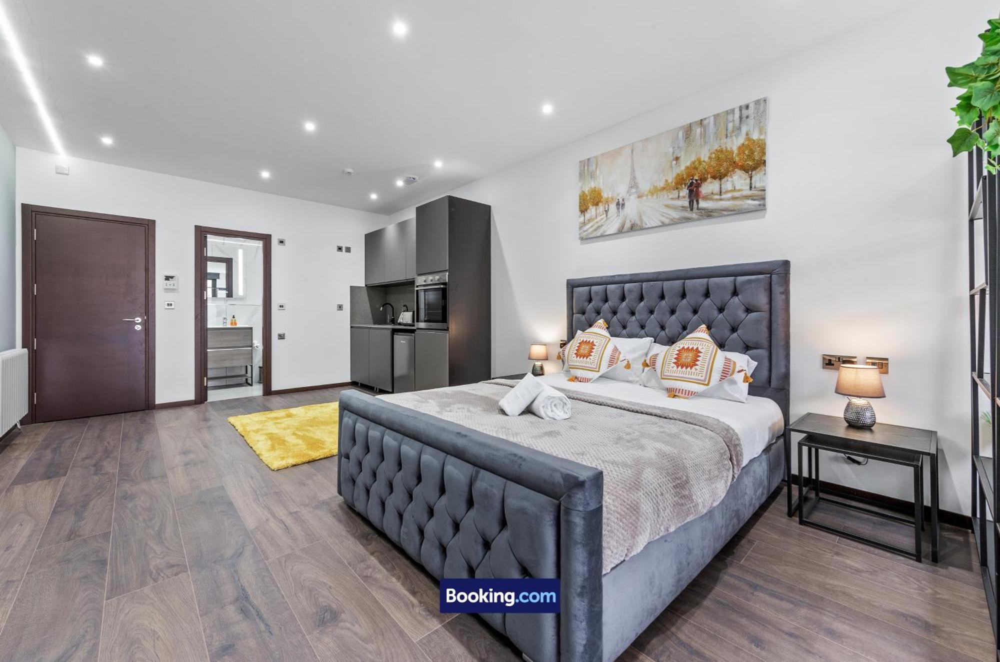 Stylish Studio Apt By Stay Smart Short Lets & Serviced Accommodation Woodstock With Free Wifi Londres Exterior foto