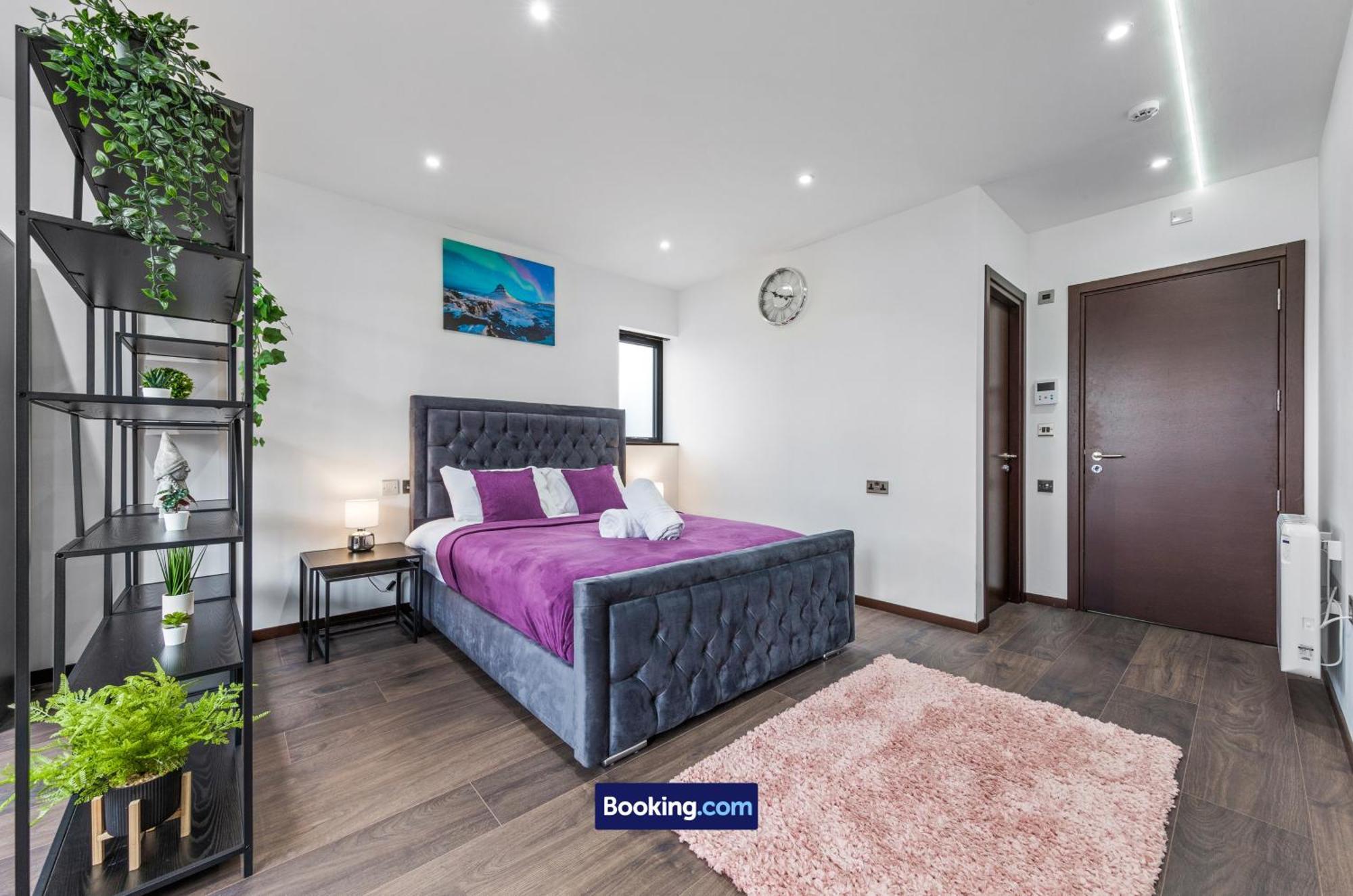 Stylish Studio Apt By Stay Smart Short Lets & Serviced Accommodation Woodstock With Free Wifi Londres Exterior foto